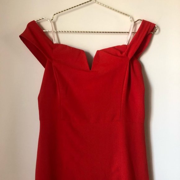 J.O.A. Off The Shoulder Mini Dress in Red - Picture 5 of 6